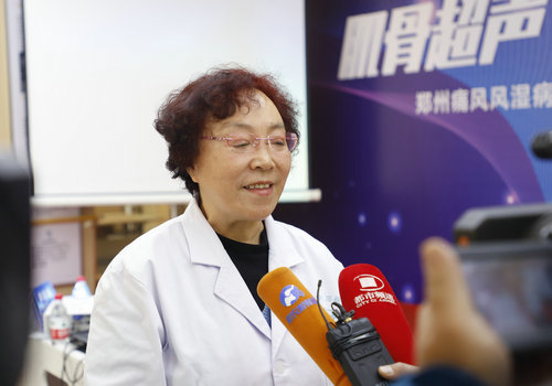 孙兰如院长会后接受媒体专访 郑州痛风风湿病医院2018“肌骨超声 识破天惊”肌骨超声发布会成功举办