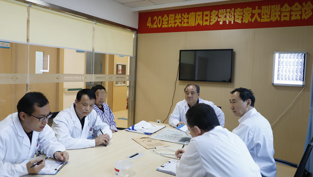 中医微创可视针刀镜【中原地区临床应用】新闻发布会在我院顺利召开