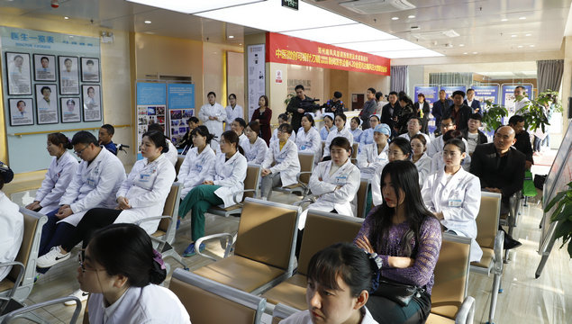 中医微创可视针刀镜【中原地区临床应用】新闻发布会在我院顺利召开