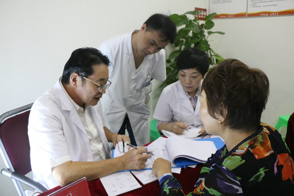 名誉院长林孝义 郑州痛风风湿病医院名誉院长林孝义