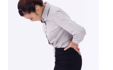 女性的强直性脊柱炎的主要表现是什么？和一般的强直性脊柱炎有什么区别呢？